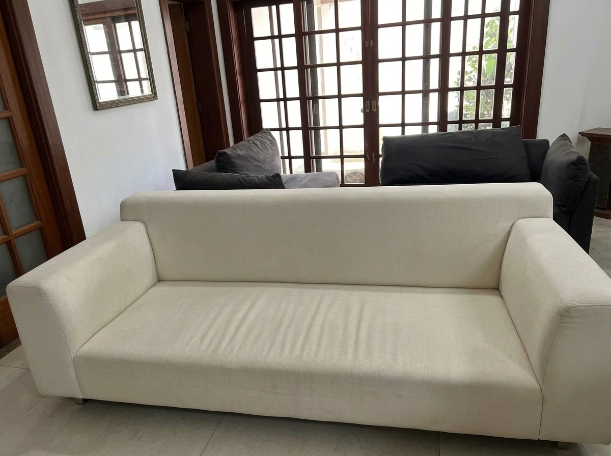 Sofá living após higienização